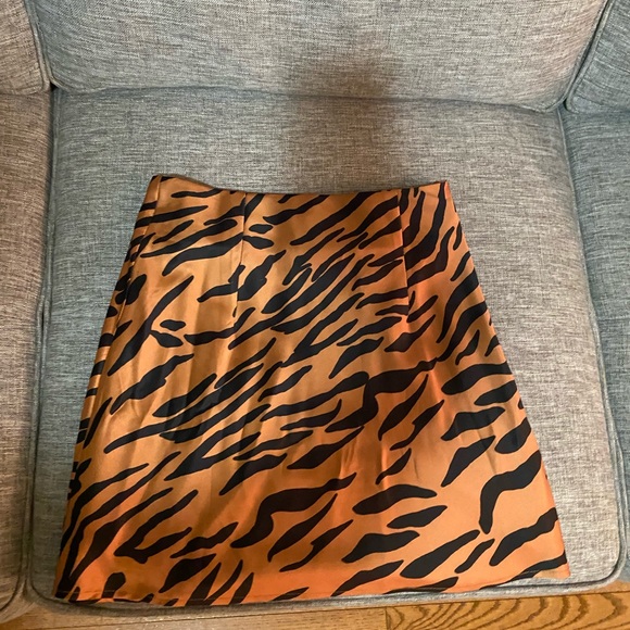 tiger satin slip mini skirt - Picture 2 of 2